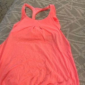 Barely worn lululemon tank